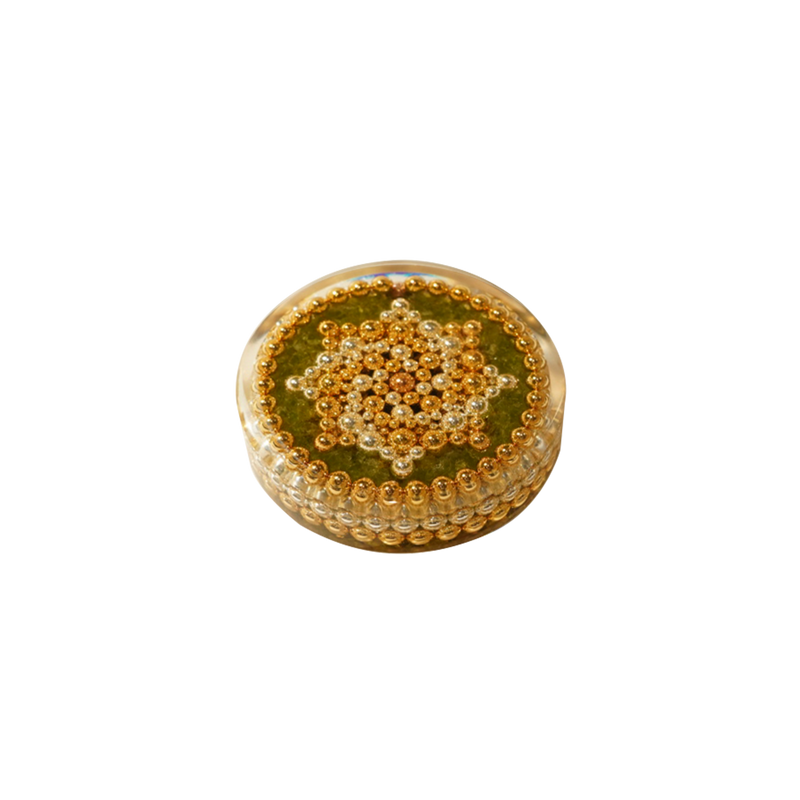 Octahedron - Olivine (2024-6cm)