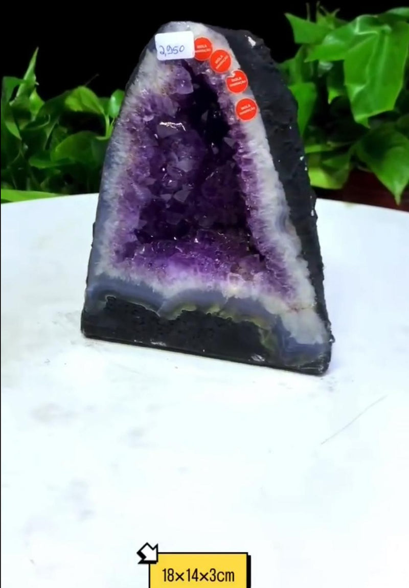 紫水晶晶洞